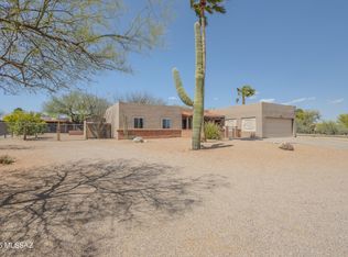 202 W El Nopal, Green Valley, AZ 85614