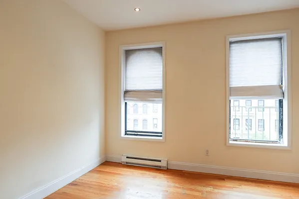 Rented by REZI | media 8