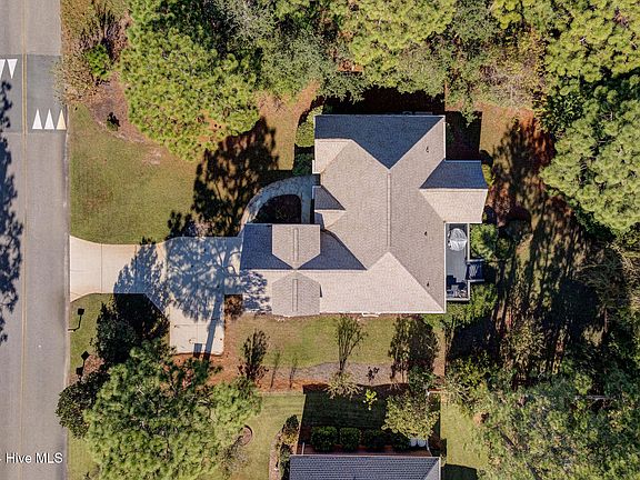 2nd image of 8705 Sedgley Drive