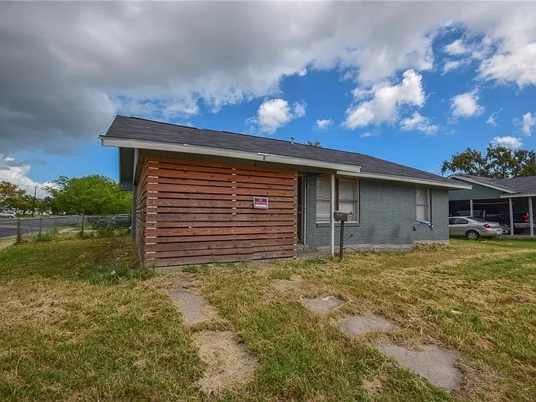 4002 McArdle Rd — Photo 1