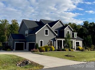 11014 Mountain Willow Trl, Huntersville, NC 28078