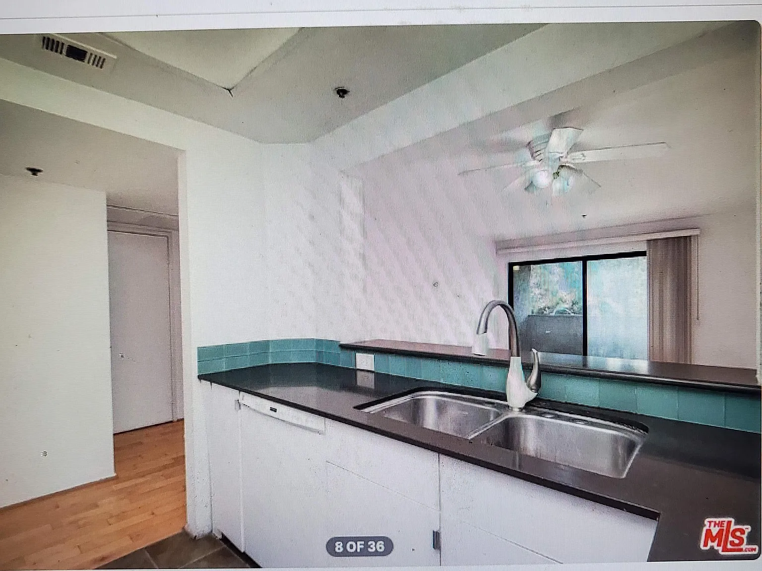 501 Palisades Dr — Photo 3