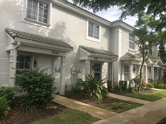 2nd image of 10065 Spyglass Hill Ln