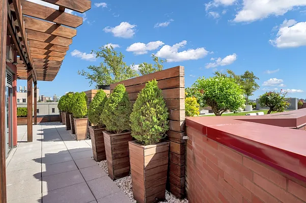 Rented by Canvas Property Group | media 10