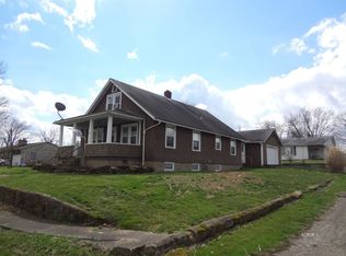 26401 7th St, Coolville, OH 45723
