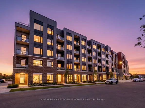 3265 Carding Mill Trl #208, Oakville, ON L6M 0Z5