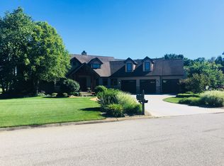 30410 Copperfield Cv, Granger, IN 46530