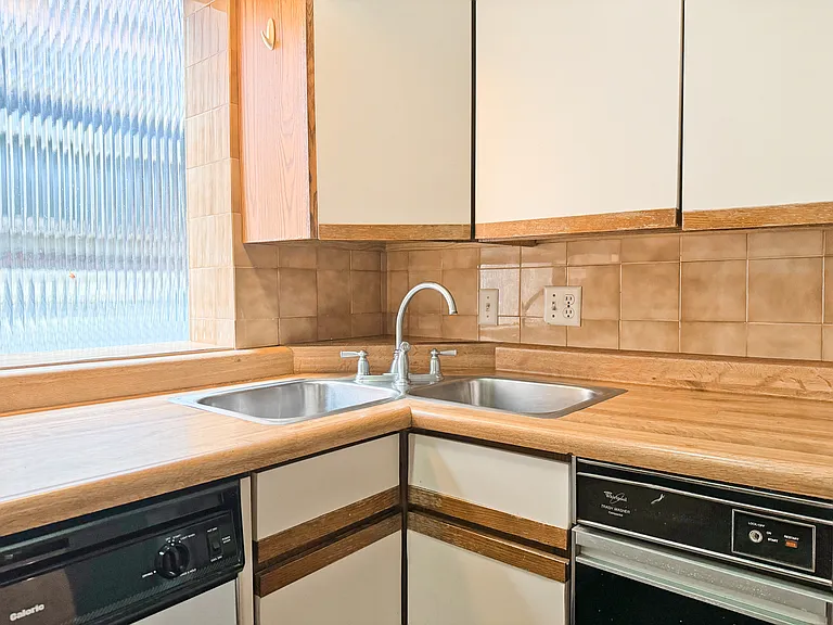 5856 Darlington Rd #U1 — Photo 10