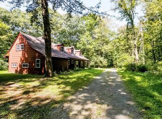 10 Woodlea Rd, Salt Pt, NY 12578