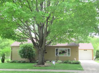 205 S Lincoln St, Lake Mills, IA 50450
