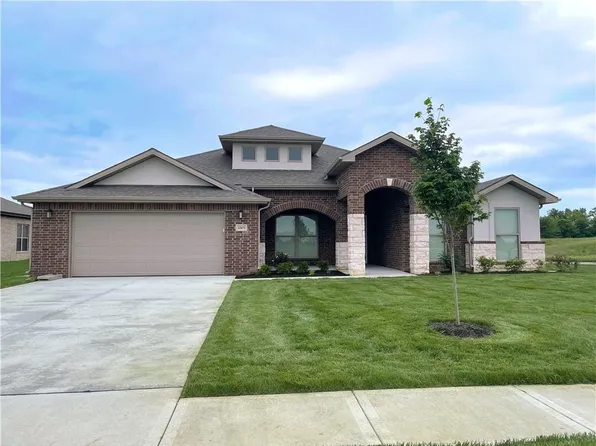 22671 W 88th St, Lenexa, KS 66227