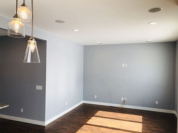 4th image of 2505 Granite Dr NW