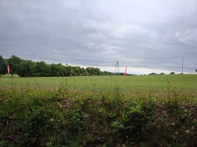 2nd image of 100 W Valley Rd