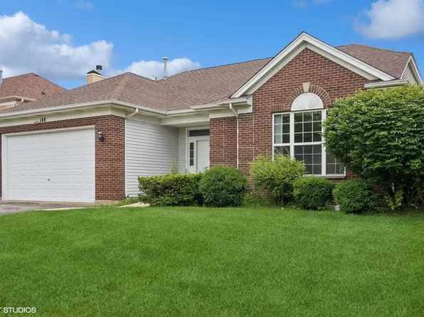 148 Ash Dr, Bolingbrook, IL 60490