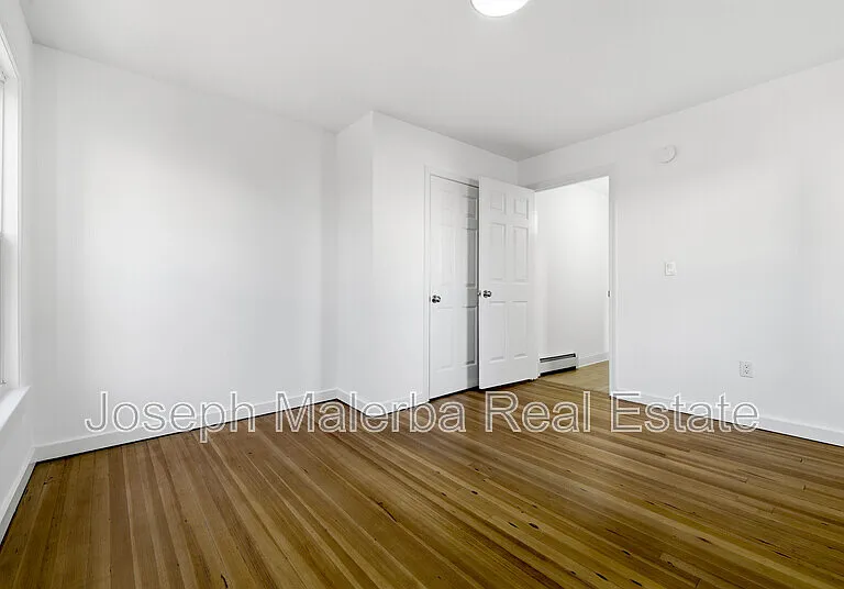 159 Connecticut Ave #2 — Photo 19