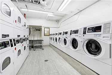 Sold by WIRE International Realty