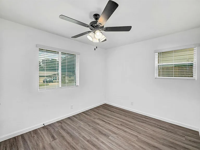 6506 King George Dr — Photo 22
