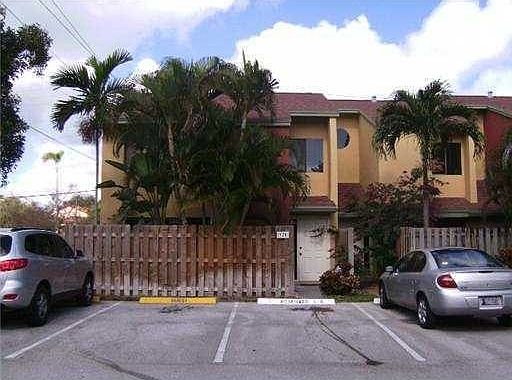 1st image of 370 City View Dr