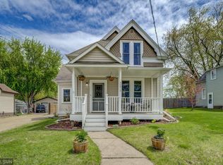 30615 Park St, Lindstrom, MN 55045