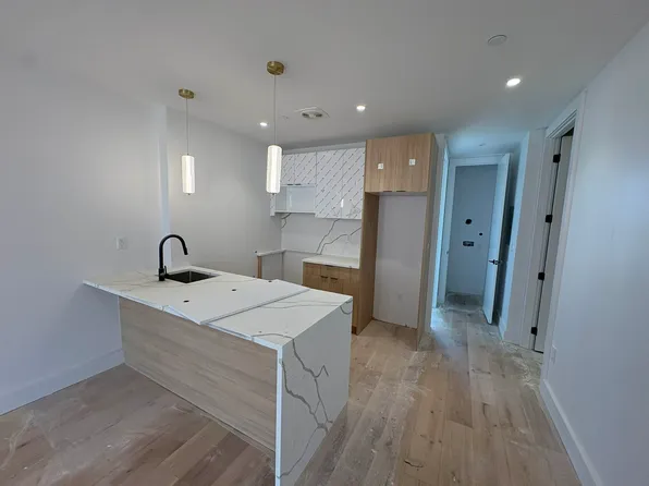 2401 Cortelyou Road image 1 of 9