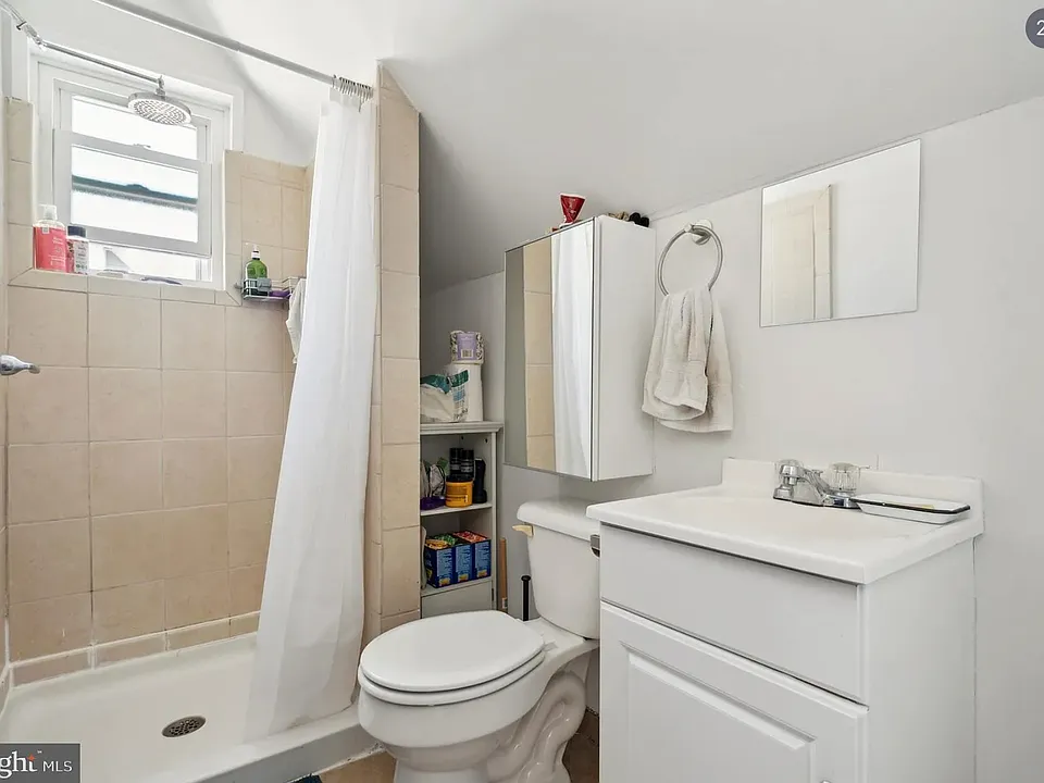 4814 Chester Ave #3