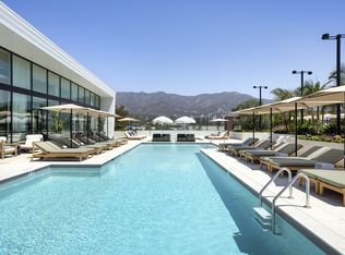 Intro, Burbank, CA 91502