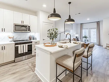 The Watts Hampton Cove