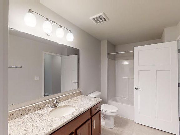 2nd image of 700-718 Cedar Bluffs Way #728