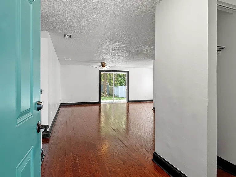 12419 Hidden Brook Dr — Photo 3
