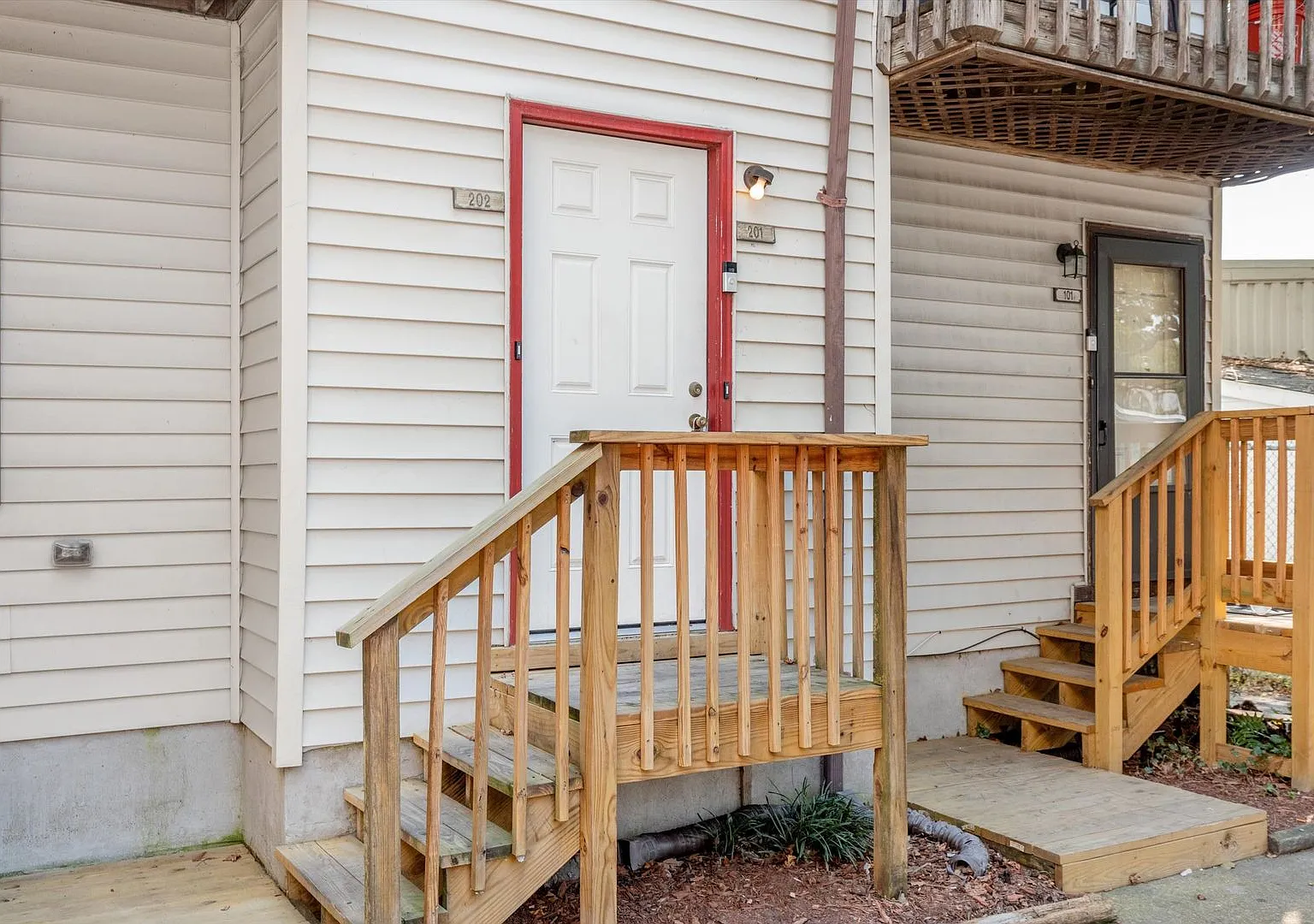 Coastal Convenience Meets Everyday Comfort in Ocean View! 2BR,2.5BA Condo available September 23! — Photo 4