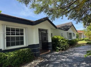 11985 SW 98th Ln, Miami, FL 33186