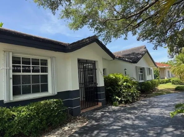 11985 SW 98th Ln, Miami, FL 33186