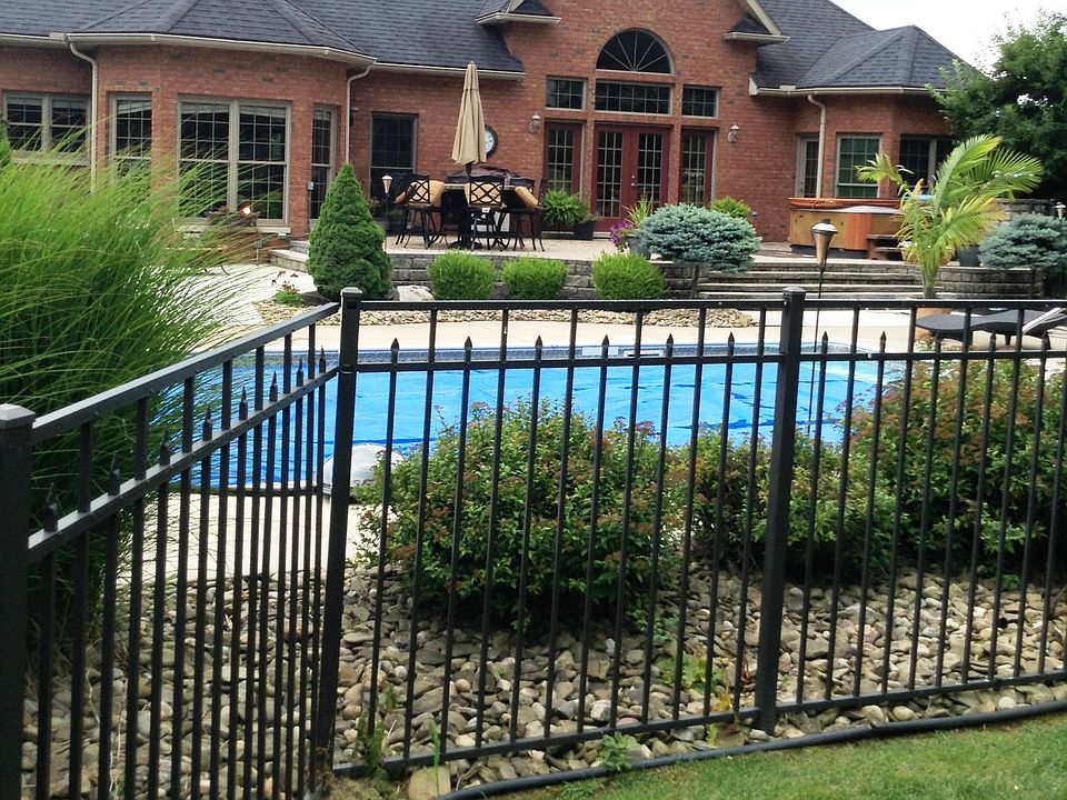 1st image of 23 Alexander Dr
