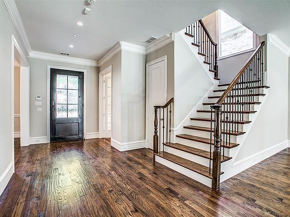 2nd image of 2937 Fondren Dr