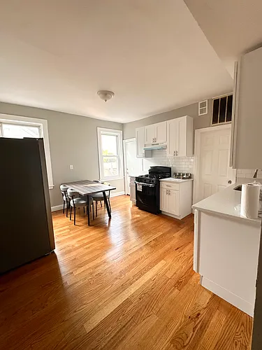 296-300 Bowdoin St #1 Photo 1