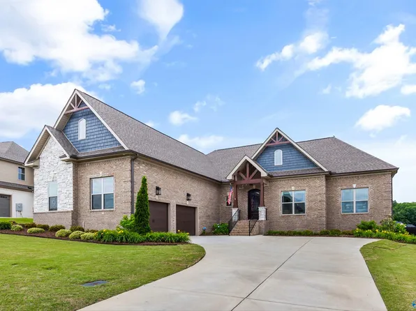 22977 Cog Hill Dr, Athens, AL 35613
