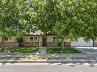 417 E Magnolia Ave, Hanford, CA 93230
