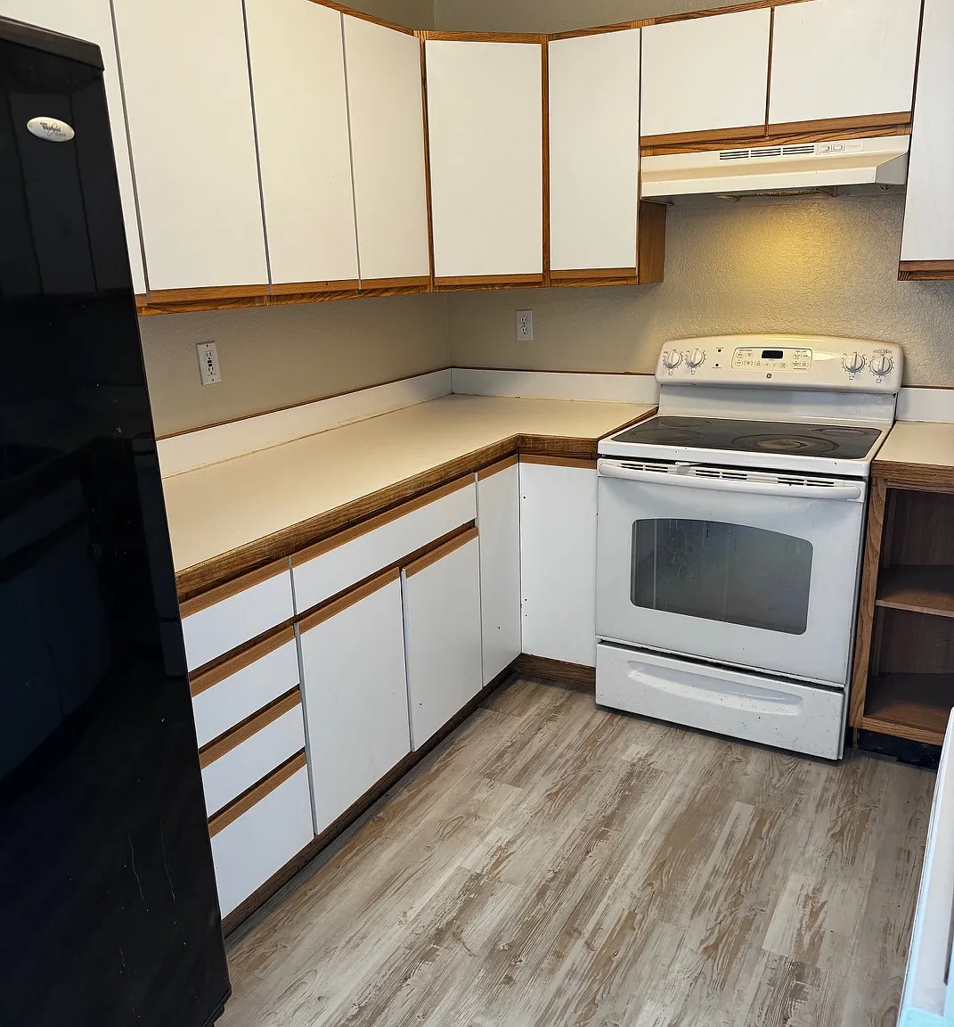 3 bed, 1040 sqft, $1,695 — Photo 2