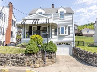 8 Driggs Ln, Bridgeport, OH 43912