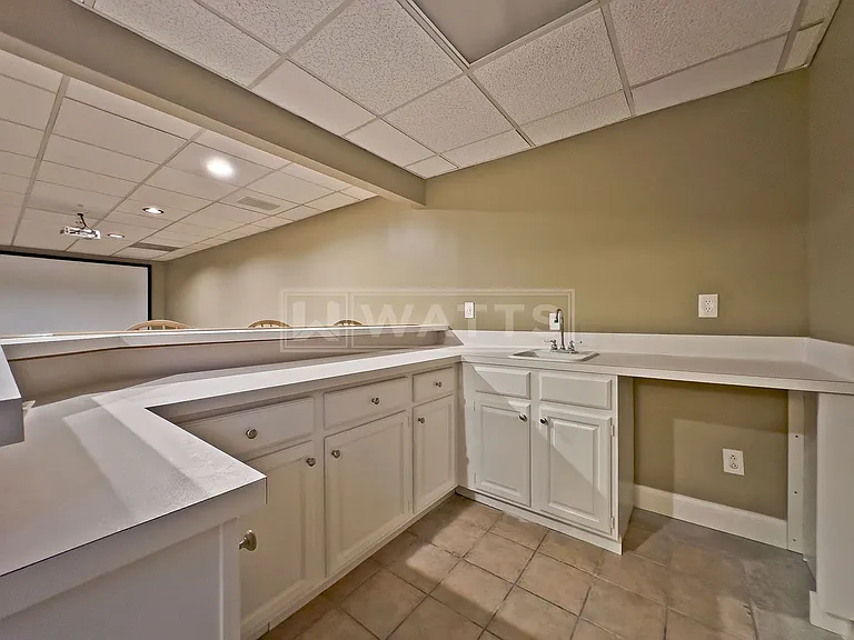 4854 Pinedale Way — Photo 45
