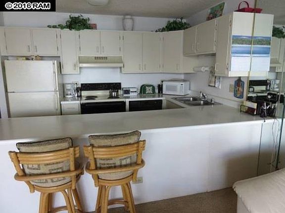 3rd image of 50 Hauoli St APT 303