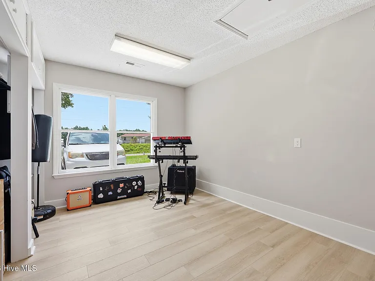 552 Swansboro Loop Rd — Photo 23