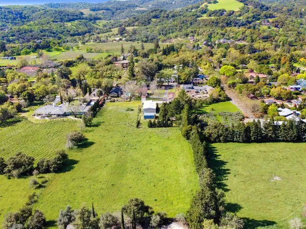 1235 Castle Road, Sonoma, CA 95476