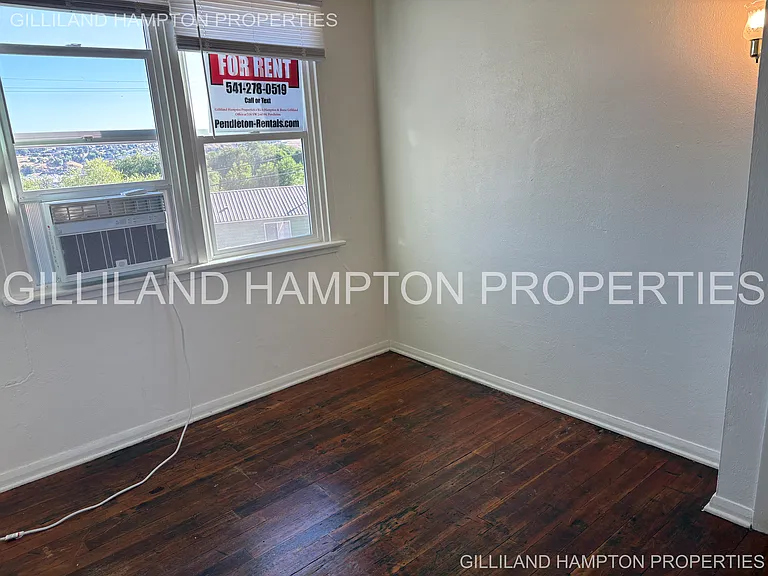 318 NW 15th St #318 — Photo 33