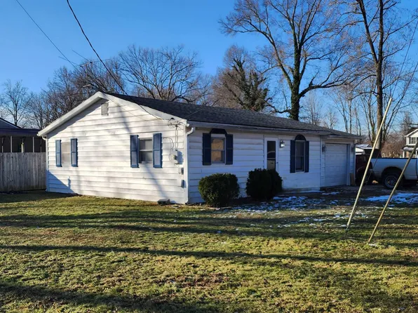 1330 W Crandall St, Mitchell, IN 47446