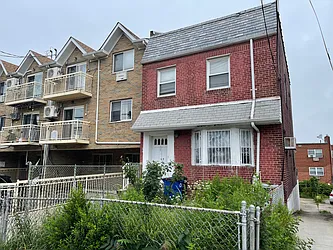 72-43 Calamus Avenue