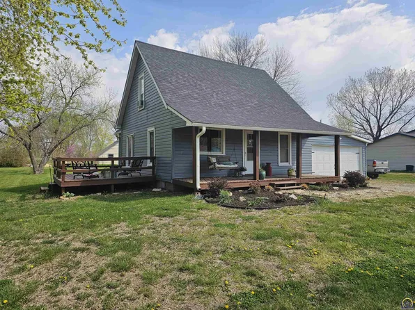 407 Sycamore St, Americus, KS 66835