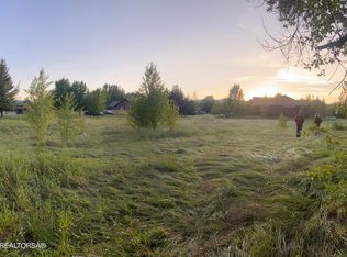 8231 Trout Bnd, Victor, ID 83455