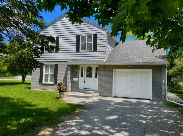 4 Baxter Dr, Brockville, ON K6V 3T8