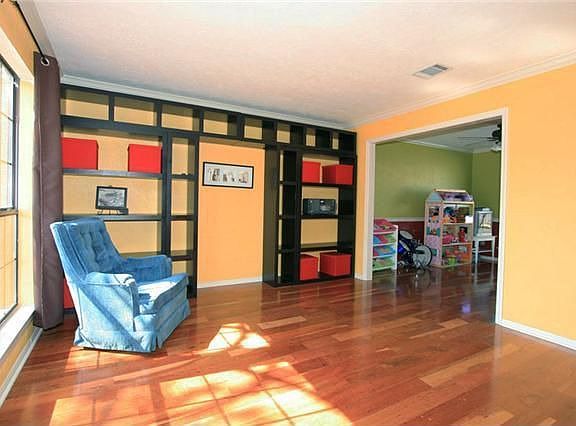 yellow paint is gone.